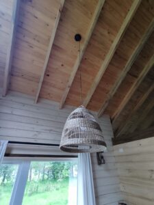 luminaria interior instalada en vivienda con instalacion electrica embutida panguipulli